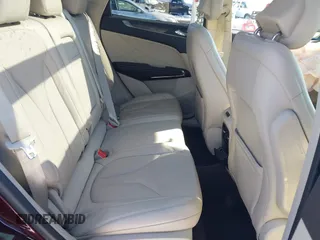 2017 Lincoln MKC Reserve with VIN 5LMCJ3D97HUL70539, listed as a IAAI auction lot 41613759 with 125,547 mi miles and . Bid and sale history available at DreamBid. Image 8.