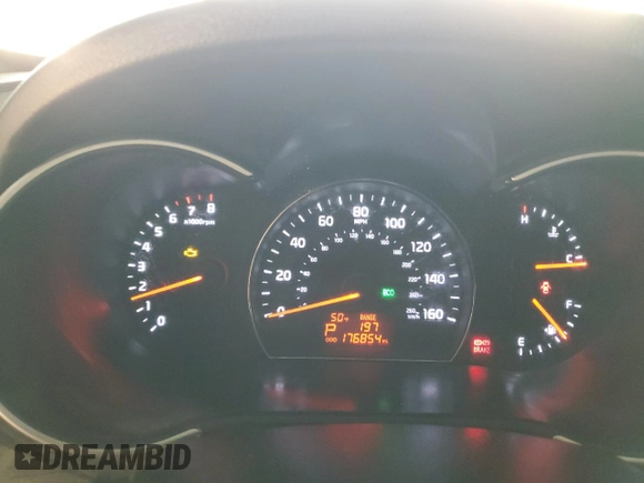 2014 Kia Sorento LX with VIN 5XYKT4A79EG525448, listed as a Copart auction lot 87091004 with 176,854 mi miles and Clean Title. Bid and sale history available at carsss.com. Image 9.