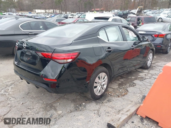 2025 Nissan Sentra S z VIN 3N1AB8BV7SY218700, wystawiony jako IAAI lot #41264762 z przebiegiem 11 055 mil mil oraz . Historia ofert i sprzedaży dostępna na DreamBid. Obrazek 4.
