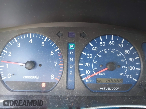 2002 Toyota Sienna LE with VIN 4T3ZF13CX2U500604, listed as a IAAI auction lot 41834778 with 139,668 mi miles. Bid and sale history available at carsss.com. Image 7.