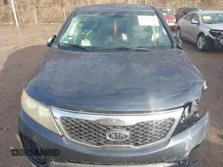 2011 Kia Sorento LX with VIN 5XYKT3A1XBG113928, listed as a IAAI auction lot 41722506 with 189,039 mi miles. Bid and sale history available at carsss.com. Image 12.