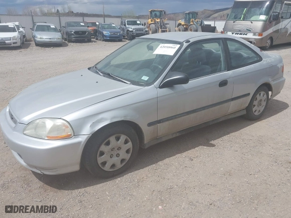1998 Honda Civic DX with VIN 1HGEJ6229WL131263, listed as a IAAI auction lot 42050060 with 144,337 mi miles. Bid and sale history available at carsss.com. Image 2.