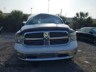 2016 Ram 1500 Big Horn z VIN 1C6RR6GT7GS101591, wystawiony jako IAAI lot #41857788 z przebiegiem 63 211 mil mil oraz . Historia ofert i sprzedaży dostępna na DreamBid. Obrazek 12.