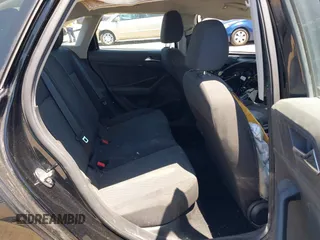2020 Volkswagen Jetta S z VIN 3VWCB7BU9LM030077, wystawiony jako IAAI lot #42313433 z przebiegiem Nie podano mil oraz . Historia ofert i sprzedaży dostępna na DreamBid. Obrazek 8.