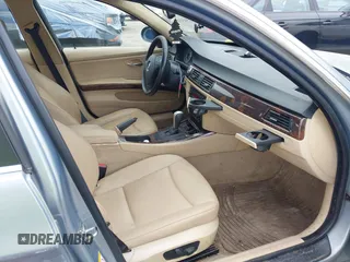2006 BMW 3 Series 330xi with VIN WBAVD33506KV64583, listed as a IAAI auction lot 42343583 with 224,882 mi miles and . Bid and sale history available at DreamBid. Image 5.