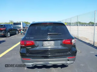 2020 Mercedes-Benz GLC 300 with VIN W1N0G8DB1LF791414, listed as a IAAI auction lot 42321131 with 82,775 mi miles and . Bid and sale history available at DreamBid. Image 16.