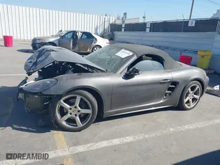 2018 Porsche 718 Boxster with VIN WP0CA2A83JS211175, listed as a IAAI auction lot 41815181 with 1 mi miles. Bid and sale history available at carsss.com. Image 13.