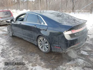 2019 Lincoln MKZ Reserve II z VIN 3LN6L5F93KR622157, wystawiony jako IAAI lot #41644128 z przebiegiem 39 768 mil mil oraz . Historia ofert i sprzedaży dostępna na DreamBid. Obrazek 3.