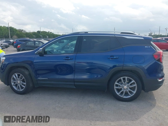 2022 GMC Terrain SLT with VIN 3GKALPEV2NL149436, listed as a IAAI auction lot 41613750 with 39,814 mi miles. Bid and sale history available at carsss.com. Image 14.