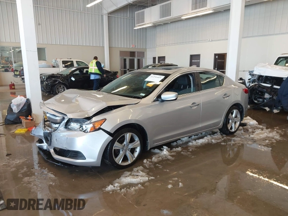 2015 Acura ILX with VIN 19VDE1F30FE008876, listed as a IAAI auction lot 41256469 with 99,061 mi miles. Bid and sale history available at carsss.com. Image 2.