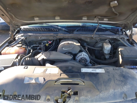 2001 Chevrolet Tahoe LT with VIN 1GNEC13T41J132352, listed as a IAAI auction lot 41490904 with Not provided miles and . Bid and sale history available at DreamBid. Image 10.
