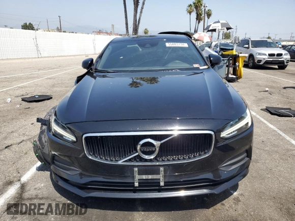 2019 Volvo S90 Momentum с VIN LVY102AK4KP097710, выставлен на аукционе Copart как лот 55883134 с пробегом 81 162 миль миль и Списание • Salvage title. История ставок и продаж доступна на DreamBid. Изображение 5.