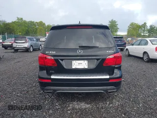 2014 Mercedes-Benz GL 450 с VIN 4JGDF7CE6EA270377, выставлен на аукционе IAAI как лот 42241820 с пробегом 136 219 миль миль и . История ставок и продаж доступна на DreamBid. Изображение 16.