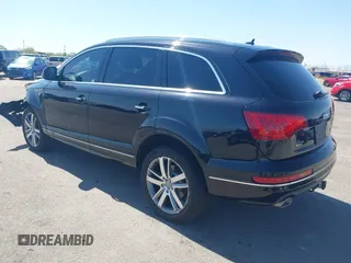2014 Audi Q7 Premium Plus with VIN WA1LMAFE1ED018222, listed as a IAAI auction lot 42692262 with 144,540 mi miles and . Bid and sale history available at DreamBid. Image 3.