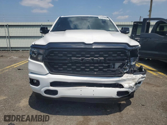 2022 Ram 1500 Big Horn z VIN 1C6SRFBT6NN117916, wystawiony jako Copart lot #61013935 z przebiegiem 43 241 mil mil oraz Szkoda całkowita • Salvage title. Historia ofert i sprzedaży dostępna na DreamBid. Obrazek 5.