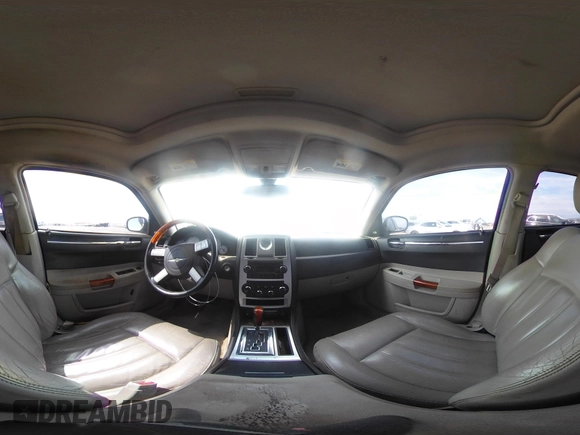 2005 Chrysler 300 with VIN 2C3JA63H05H693522, listed as a IAAI auction lot 41847279 with 162,037 mi miles. Bid and sale history available at carsss.com. Image 18.