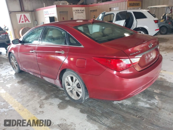 2011 Hyundai Sonata Limited with VIN 5NPEC4AC9BH268077, listed as a IAAI auction lot 41902841 with 207,224 mi miles and . Bid and sale history available at DreamBid. Image 3.