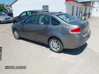 2011 Ford Focus SE with VIN 1FAHP3FN4BW174842, listed as a IAAI auction lot 42027681 with 58,616 mi miles. Bid and sale history available at carsss.com. Image 3.