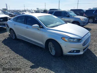 2013 Ford Fusion SE with VIN 3FA6P0H99DR284104, listed as a IAAI auction lot 41860024 with 221,643 mi miles. Bid and sale history available at carsss.com. Image 1.