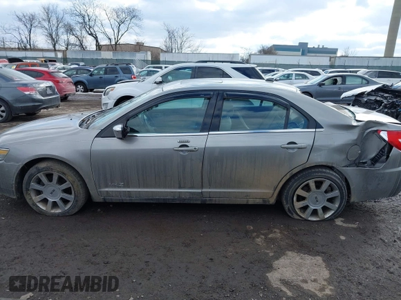 2008 Lincoln MKZ with VIN 3LNHM28T68R657068, listed as a IAAI auction lot 41431401 with 128,940 mi miles. Bid and sale history available at carsss.com. Image 14.
