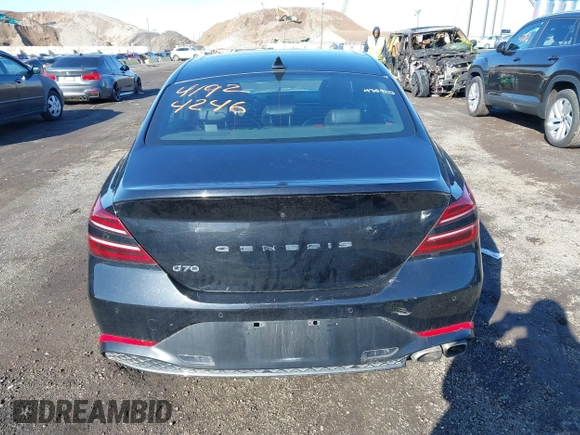 2023 Genesis G70 2.0T z VIN KMTG34TA8PU110168, wystawiony jako IAAI lot #41924246 z przebiegiem 117 927 mil mil oraz . Historia ofert i sprzedaży dostępna na DreamBid. Obrazek 16.