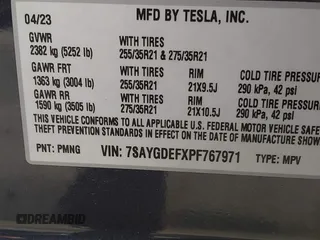 2023 Tesla Model Y Performance z VIN 7SAYGDEFXPF767971, wystawiony jako IAAI lot #42198881 z przebiegiem 32 442 mil mil oraz . Historia ofert i sprzedaży dostępna na DreamBid. Obrazek 9.