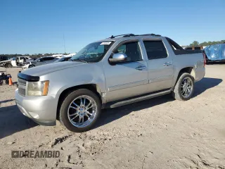 2011 Chevrolet Avalanche LS with VIN 3GNTKEE39BG337988, listed as a Copart auction lot 47880905 with 94,429 mi miles and Salvage title. Bid and sale history available at DreamBid. Image 1.