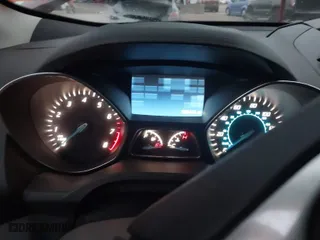 2014 Ford Escape SE with VIN 1FMCU0GXXEUE51422, listed as a IAAI auction lot 41487556 with 30,445 mi miles. Bid and sale history available at carsss.com. Image 7.