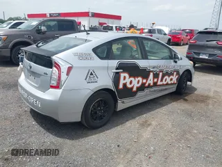 2013 Toyota Prius One z VIN JTDKN3DU3D5704663, wystawiony jako IAAI lot #42270987 z przebiegiem 169 353 mil mil oraz . Historia ofert i sprzedaży dostępna na DreamBid. Obrazek 4.