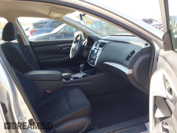 2018 Nissan Altima SR with VIN 1N4AL3APXJC258864, listed as a IAAI auction lot 42018305 with 59,265 mi miles and . Bid and sale history available at carsss.com. Image 5.