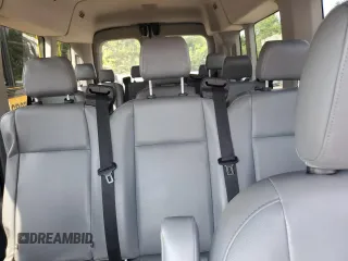 2016 Ford Transit XL z VIN 1FBAX2CM2GKA48547, wystawiony jako Copart lot #64779595 z przebiegiem 142 321 mil mil oraz Szkoda całkowita • Salvage title. Historia ofert i sprzedaży dostępna na DreamBid. Obrazek 10.