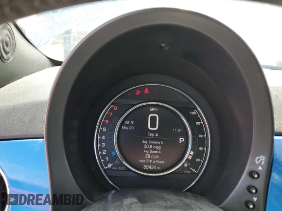 2016 FIAT 500 Sport z VIN 3C3CFFBR2GT145021, wystawiony jako Copart lot #58583265 z przebiegiem 58 424 mil mil oraz Szkoda całkowita • Salvage title. Historia ofert i sprzedaży dostępna na DreamBid. Obrazek 9.