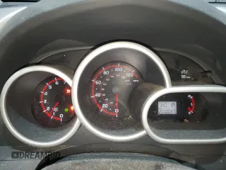 2009 Pontiac Vibe 1SA z VIN 5Y2SP67829Z451281, wystawiony jako Copart lot #45179615 z przebiegiem 200 037 mil mil oraz Szkoda całkowita • Salvage title. Historia ofert i sprzedaży dostępna na DreamBid. Obrazek 9.