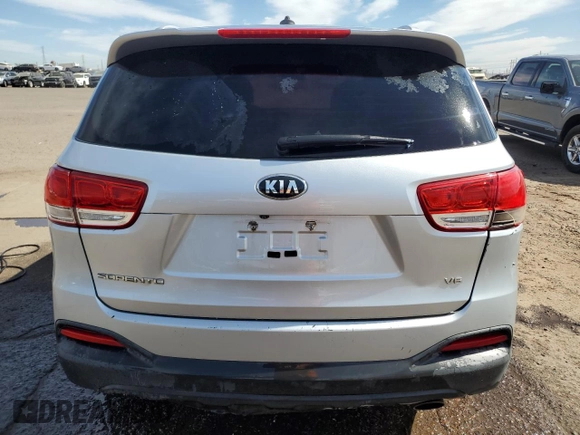 2018 Kia Sorento LX V6 with VIN 5XYPGDA59JG420766, listed as a Copart auction lot 46072115 with 270,019 mi miles and Clean Title. Bid and sale history available at carsss.com. Image 6.