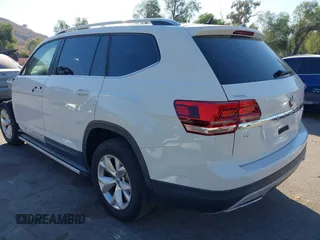 2018 Volkswagen Atlas SE с VIN 1V2DR2CA9JC551484, выставлен на аукционе IAAI как лот 41262713 с пробегом 59 054 миль миль и . История ставок и продаж доступна на DreamBid. Изображение 3.