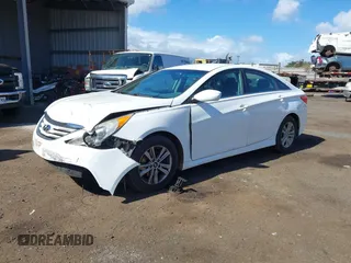 2014 Hyundai Sonata GLS with VIN 5NPEB4AC7EH847186, listed as a IAAI auction lot 41071947 with Not Provided miles and . Bid and sale history available at carsss.com. Image 2.