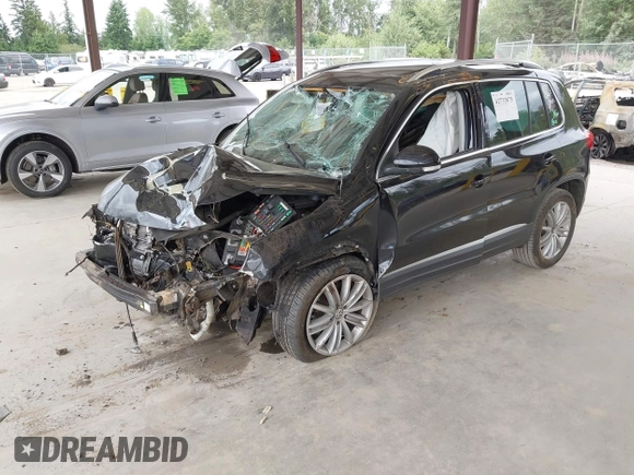 2016 Volkswagen Tiguan R-Line с VIN WVGAV7AX6GW587270, выставлен на аукционе IAAI как лот 42733875 с пробегом Не указан миль и . История ставок и продаж доступна на DreamBid. Изображение 17.
