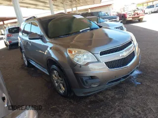 2011 Chevrolet Equinox LT w/1LT with VIN 2CNALDEC2B6213429, listed as a IAAI auction lot 42035121 with 189,978 mi miles. Bid and sale history available at carsss.com. Image 1.