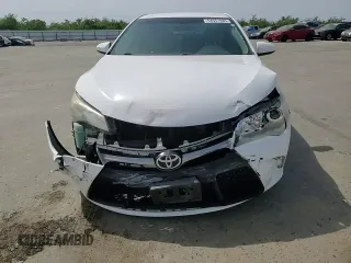 2015 Toyota Camry XLE with VIN 4T1BF1FK2FU975506, listed as a Copart auction lot 54551985 with 134,641 mi miles and Salvage Title. Bid and sale history available at carsss.com. Image 13.