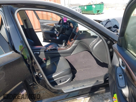2015 Infiniti Q50 Premium with VIN JN1BV7AR0FM397827, listed as a IAAI auction lot 41774729 with 85,616 mi miles. Bid and sale history available at carsss.com. Image 5.