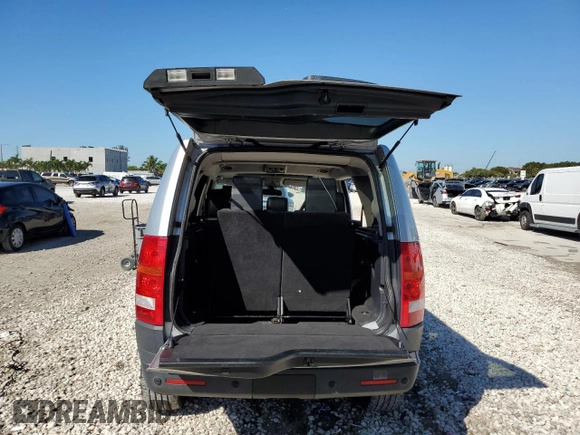 2008 Land Rover LR3 HSE with VIN SALAG25488A451117, listed as a Copart auction lot 46314745 with 135,135 mi miles and Salvage title. Bid and sale history available at DreamBid. Image 6.