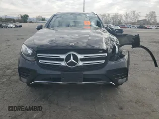 2019 Mercedes-Benz GLC 300 z VIN WDC0G4JB4KV165942, wystawiony jako Copart lot #46959205 z przebiegiem Nie podano mil oraz Szkoda całkowita • Salvage title. Historia ofert i sprzedaży dostępna na DreamBid. Obrazek 5.