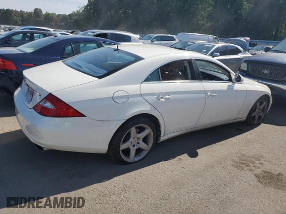 2006 Mercedes-Benz CLS-Class with VIN WDDDJ75X46A015235, listed as a Copart auction lot 69666204 with 0 mi miles and Salvage Title. Bid and sale history available at carsss.com. Image 3.