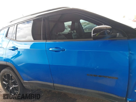 2023 Jeep Compass Latitude with VIN 3C4NJDBN7PT513648, listed as a IAAI auction lot 41711097 with 8,580 mi miles and . Bid and sale history available at DreamBid. Image 14.