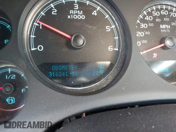 2012 Chevrolet Tahoe LS z VIN 1GNSCAE07CR222086, wystawiony jako IAAI lot #40565065 z przebiegiem 316 041 mil mil oraz . Historia ofert i sprzedaży dostępna na DreamBid. Obrazek 7.