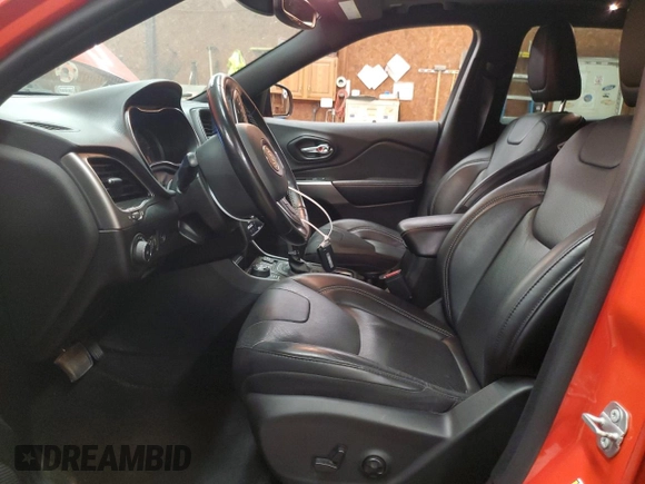 2021 Jeep Cherokee 80th Anniversary with VIN 1C4PJMMN4MD142410, listed as a Copart auction lot 62061165 with 81,453 mi miles and Salvage title. Bid and sale history available at DreamBid. Image 7.