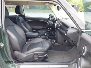 2012 MINI Hardtop S with VIN WMWSV3C50CTY27516, listed as a IAAI auction lot 42218627 with 216,999 mi miles and . Bid and sale history available at DreamBid. Image 5.