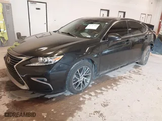 2016 Lexus ES 350 with VIN 58ABK1GG2GU025923, listed as a IAAI auction lot 41757363 with 85,192 mi miles. Bid and sale history available at carsss.com. Image 17.