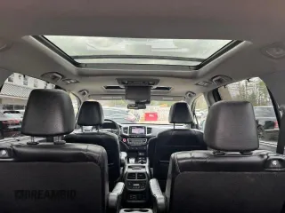 2016 Honda Pilot Elite with VIN 5FNYF6H03GB004886, listed as a Copart auction lot 53630095 with 181,751 mi miles and Clean Title. Bid and sale history available at carsss.com. Image 9.
