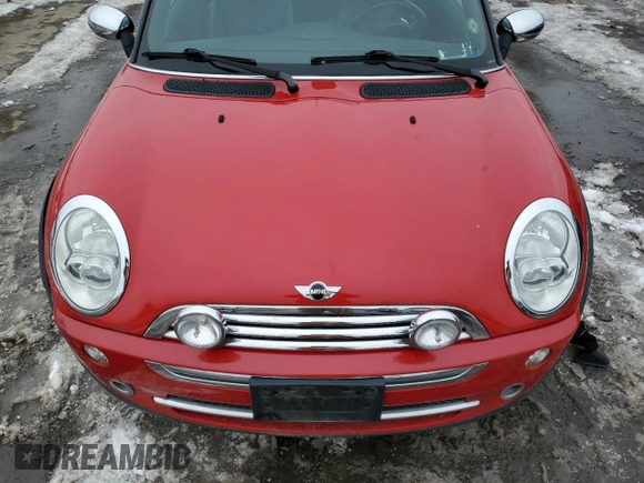 2005 MINI Convertible with VIN WMWRF33575TG12426, listed as a Copart auction lot 44856745 with Not provided miles and Clean title. Bid and sale history available at DreamBid. Image 11.